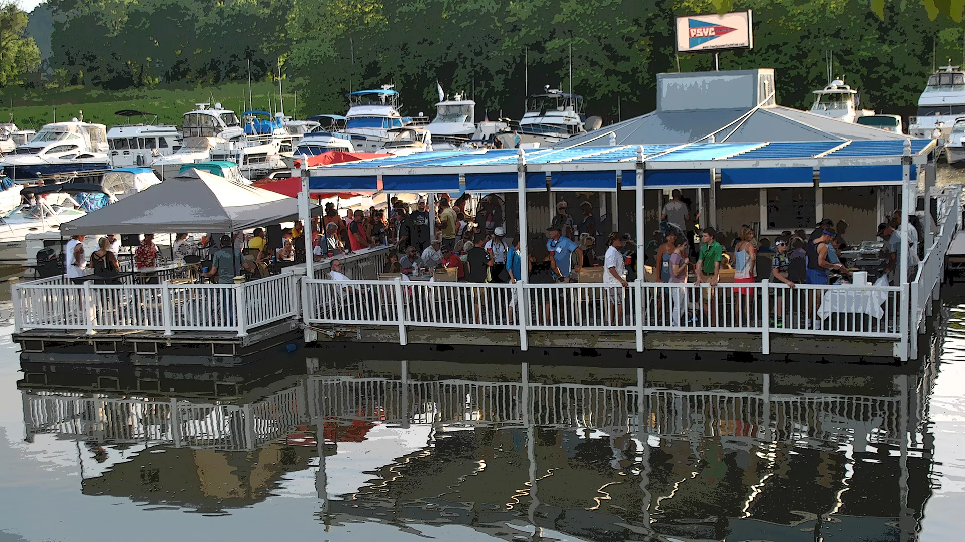 Four Seasons Yacht Club